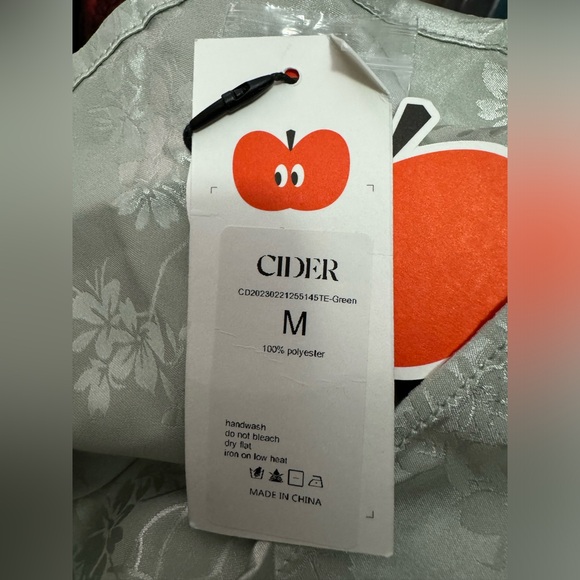 Green Cider Dress - Picture 4 of 4